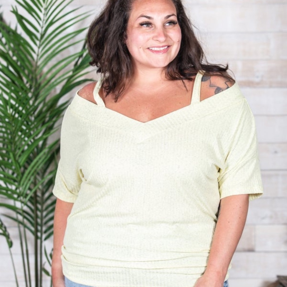 White Birch Light Yellow Short Sleeve Top